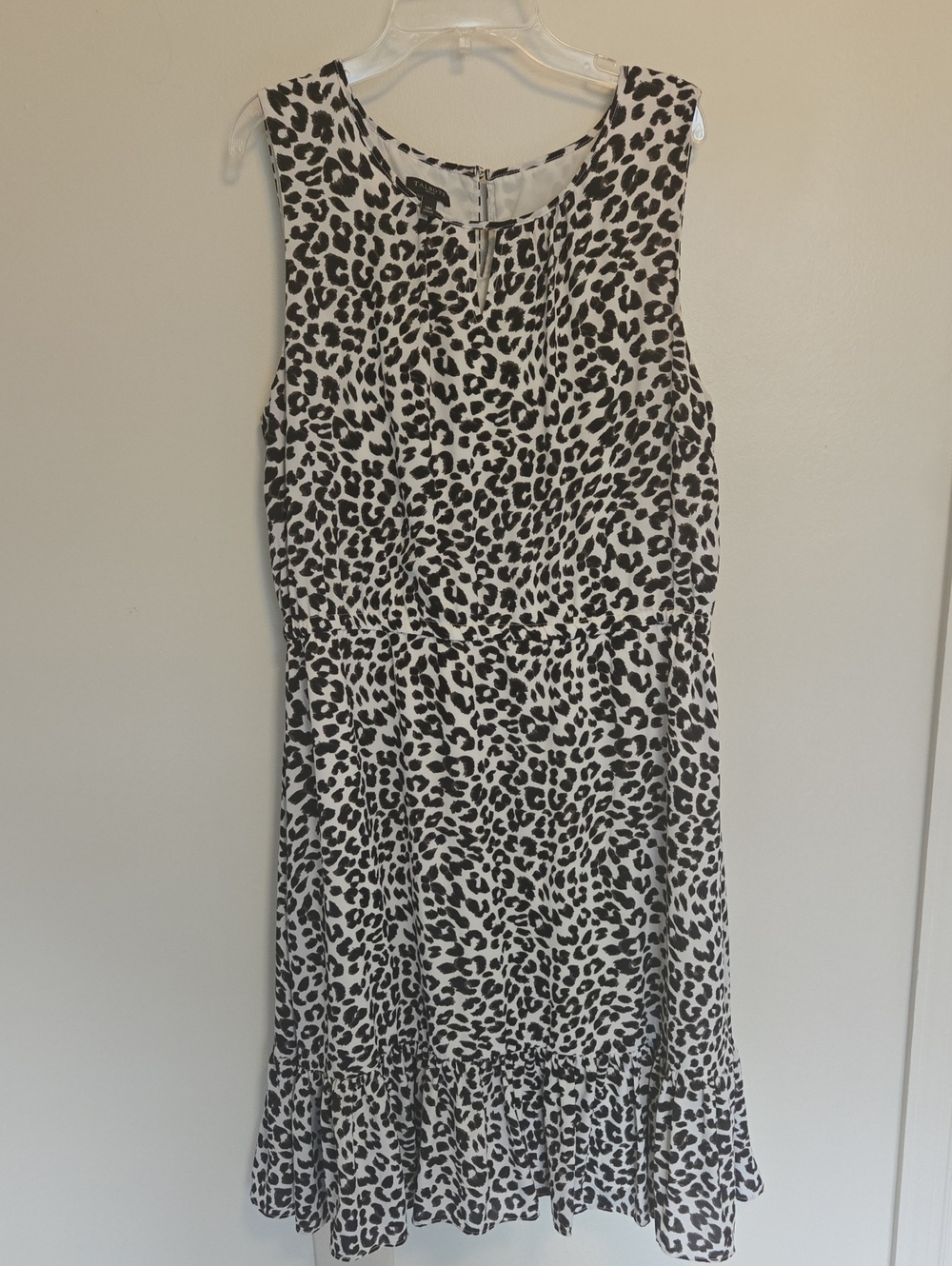 NWOT Talbots Fit and Flare Leopard Print Midi Dress Elastic Waist Ruffle Hem 14P